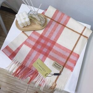 <AUTHENTIC>Burberry Scarf